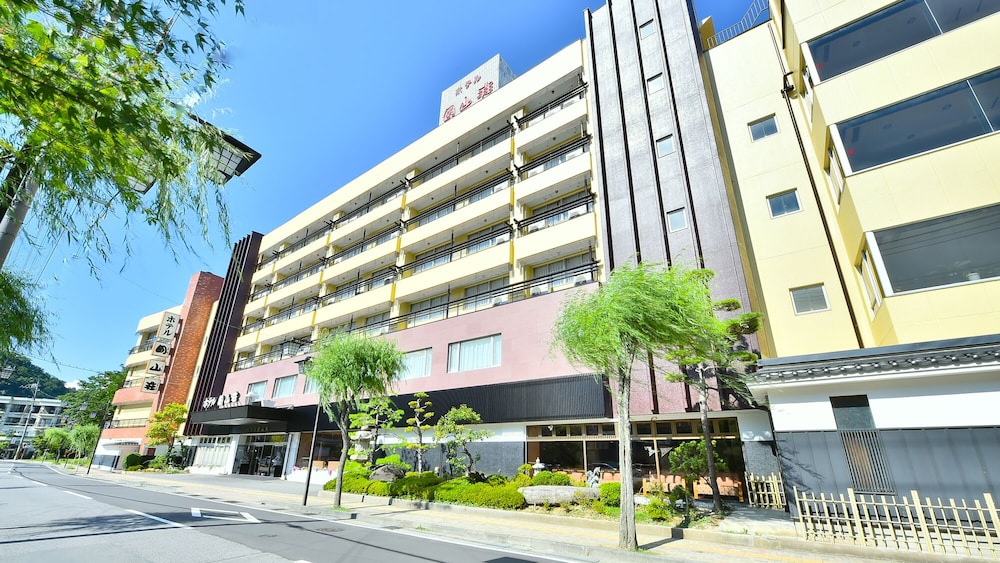 HOTEL MARUSANSOU 49/54