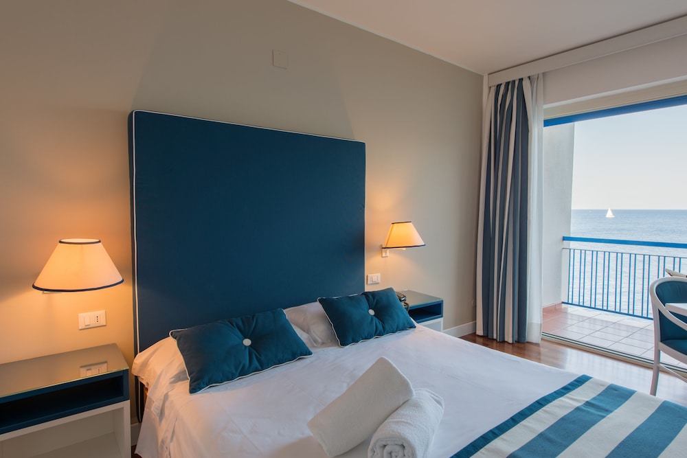 Splendid Hotel La Torre 8/33