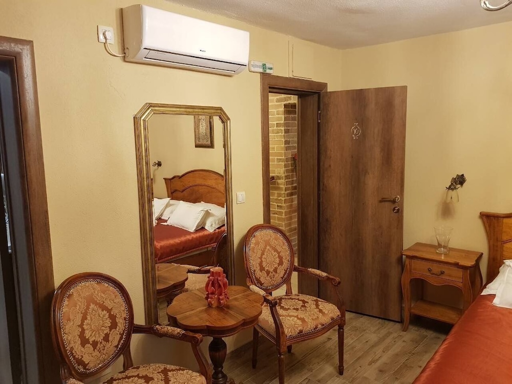 Hotel Monte Cristo 55/74