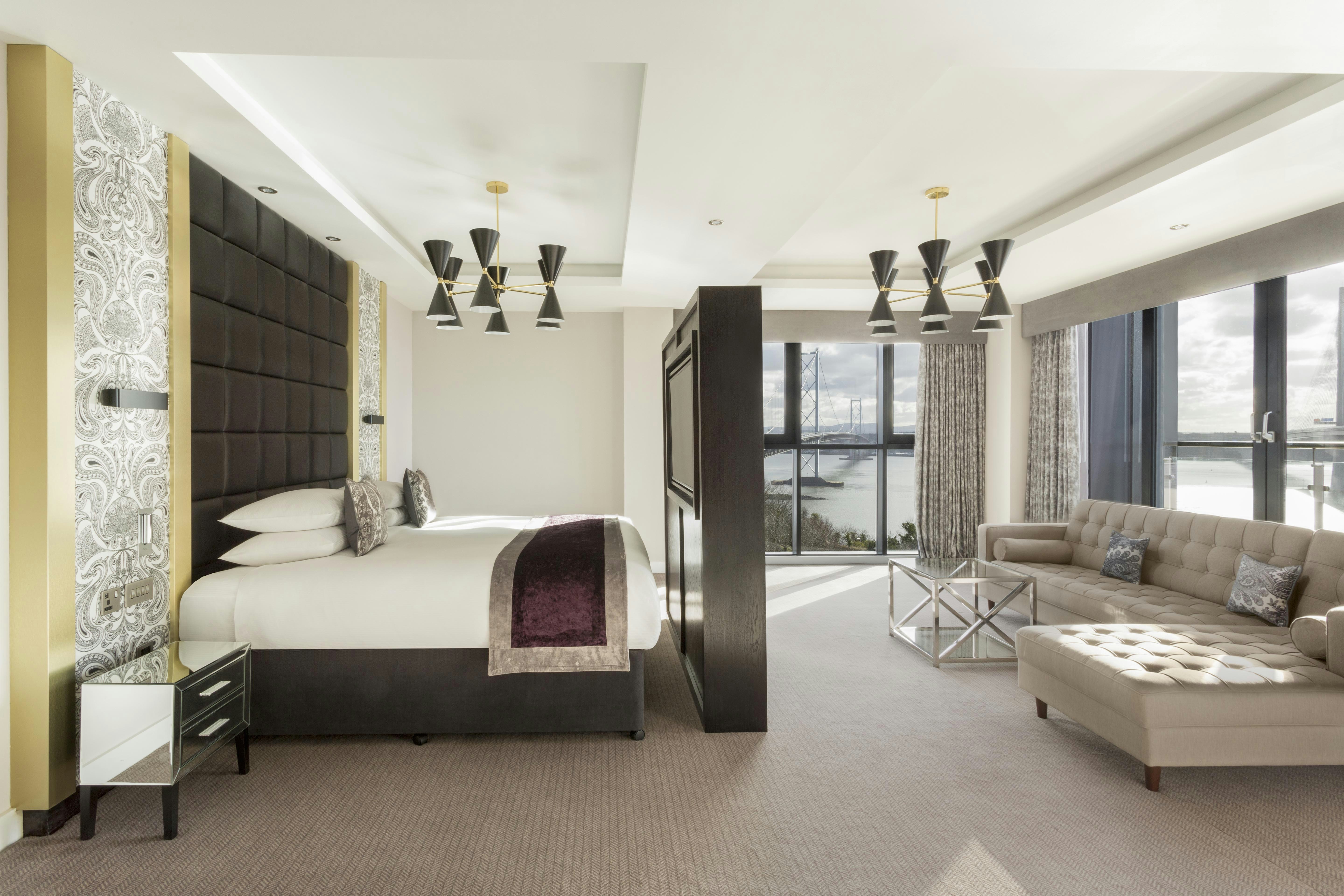 Doubletree By Hilton Edinburgh Queensferry Crossing 15/60