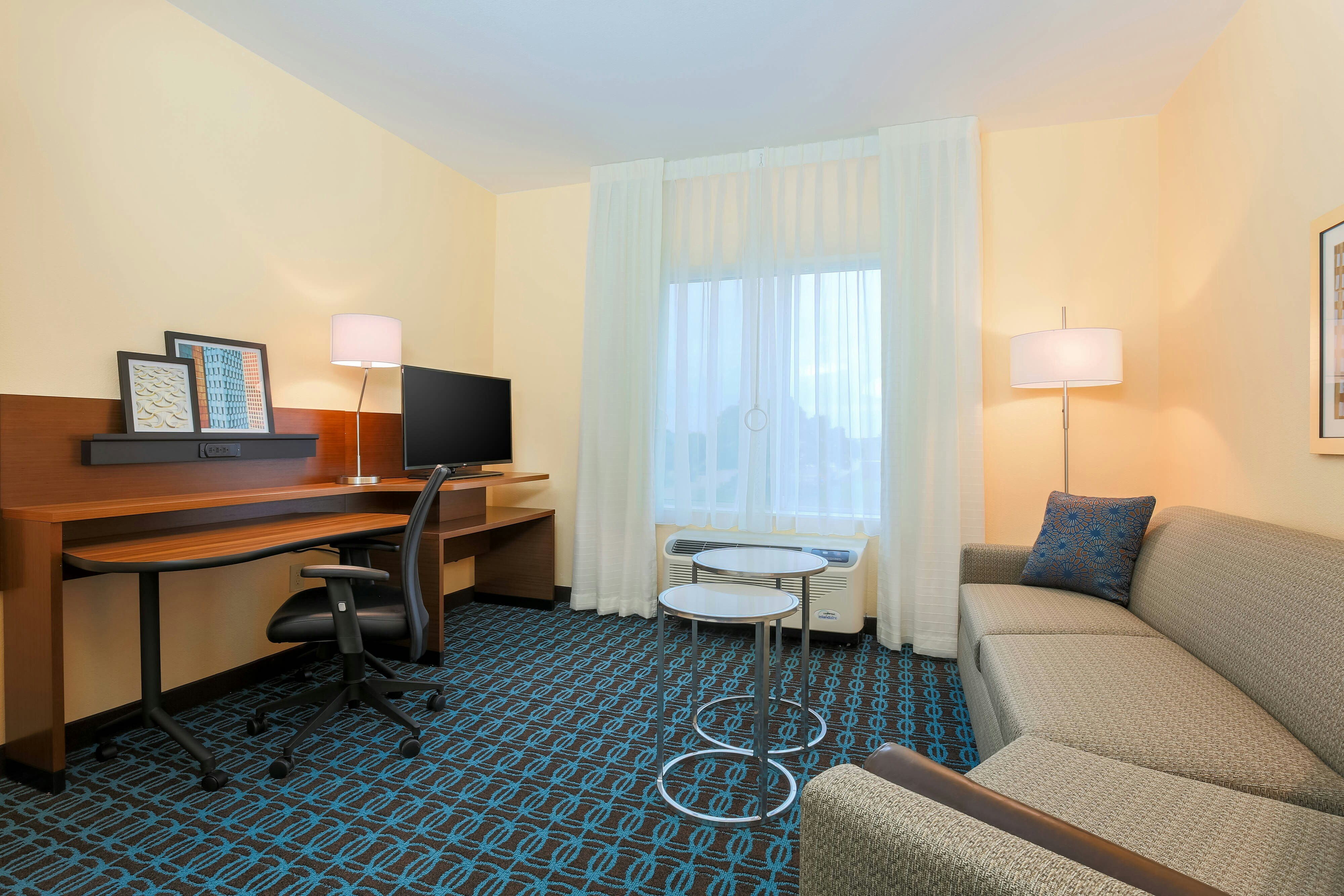 Fairfield Inn Suites Cuero 41/54