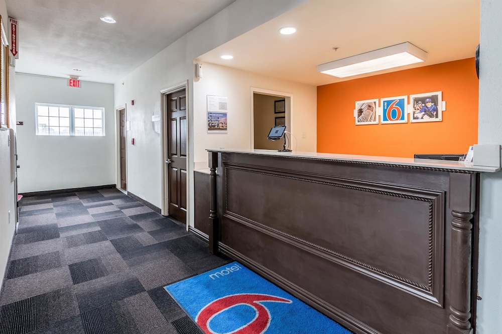 Motel6 North Richland Hills, TX - NE Fort Worth 8/42