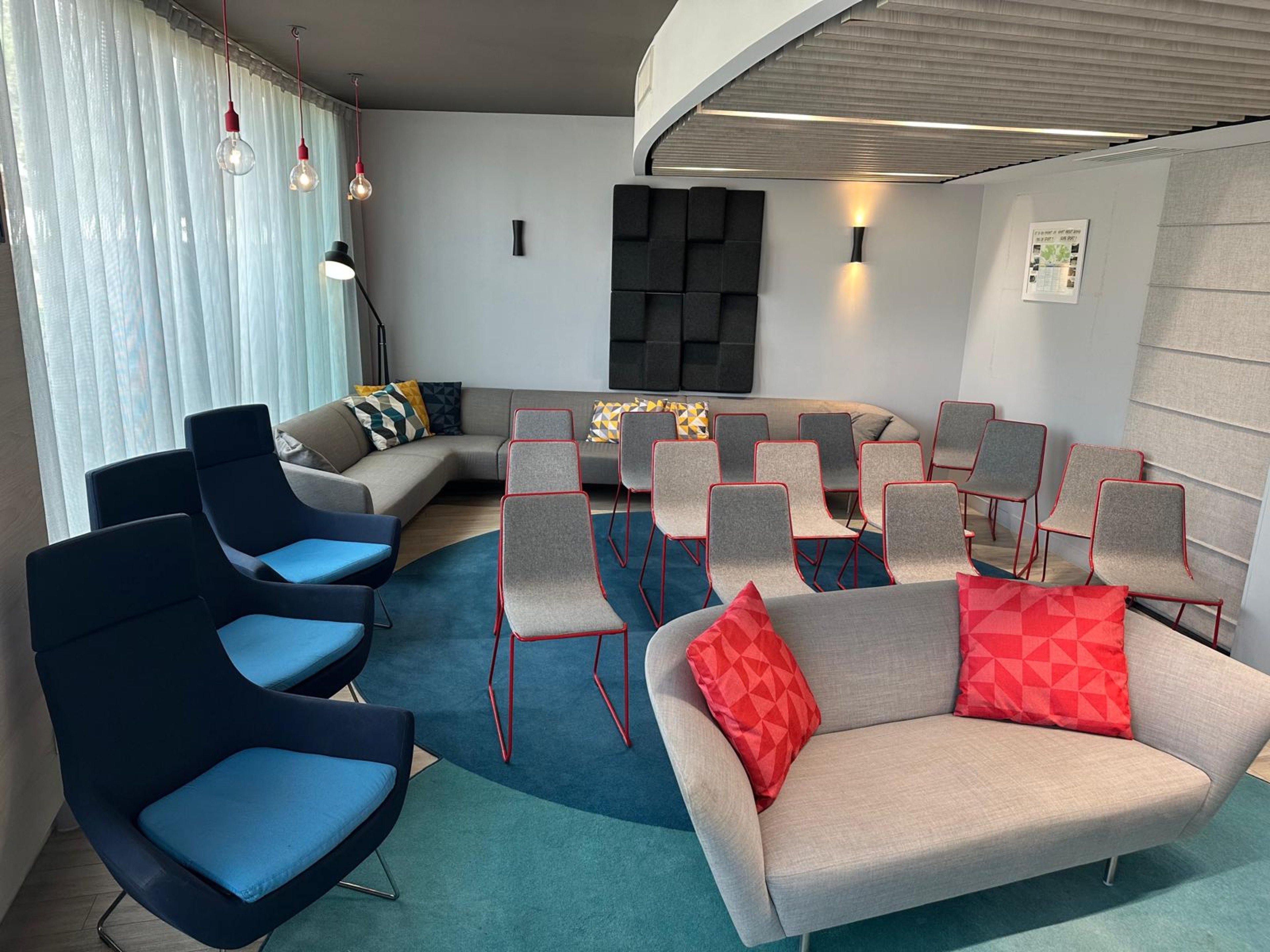 Holiday Inn Express Paris Velizy 48/71