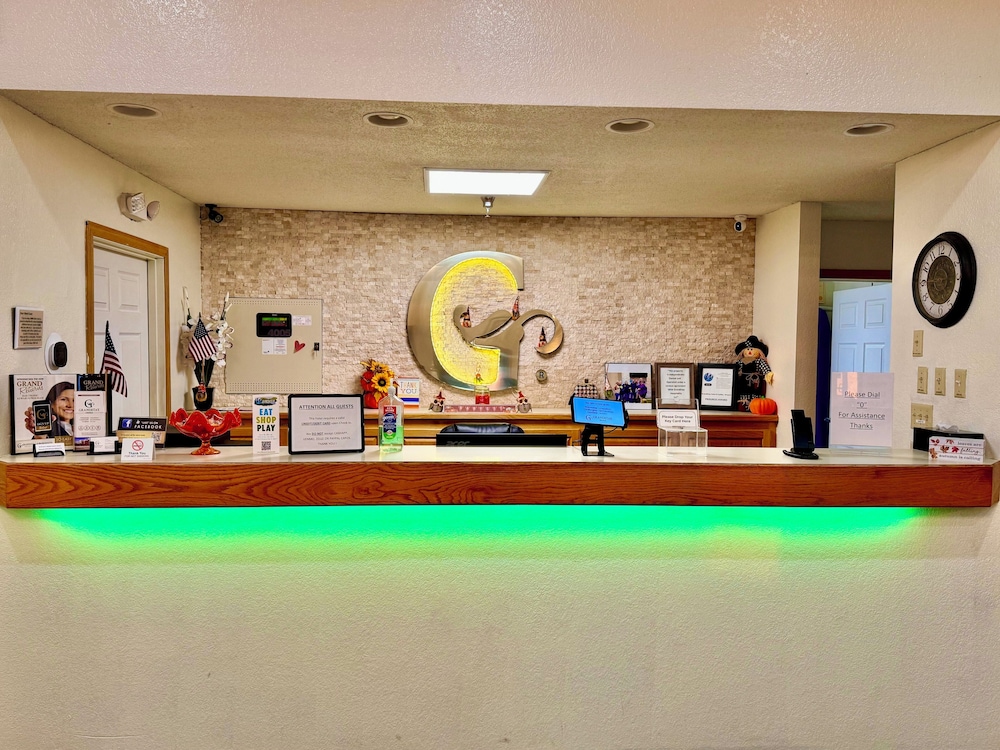 GrandStay Hotel & Suites Waseca 4/29