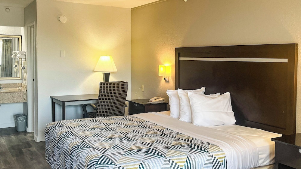 Studio6 Suites Dallas, TX - Loop 12 West 22/34