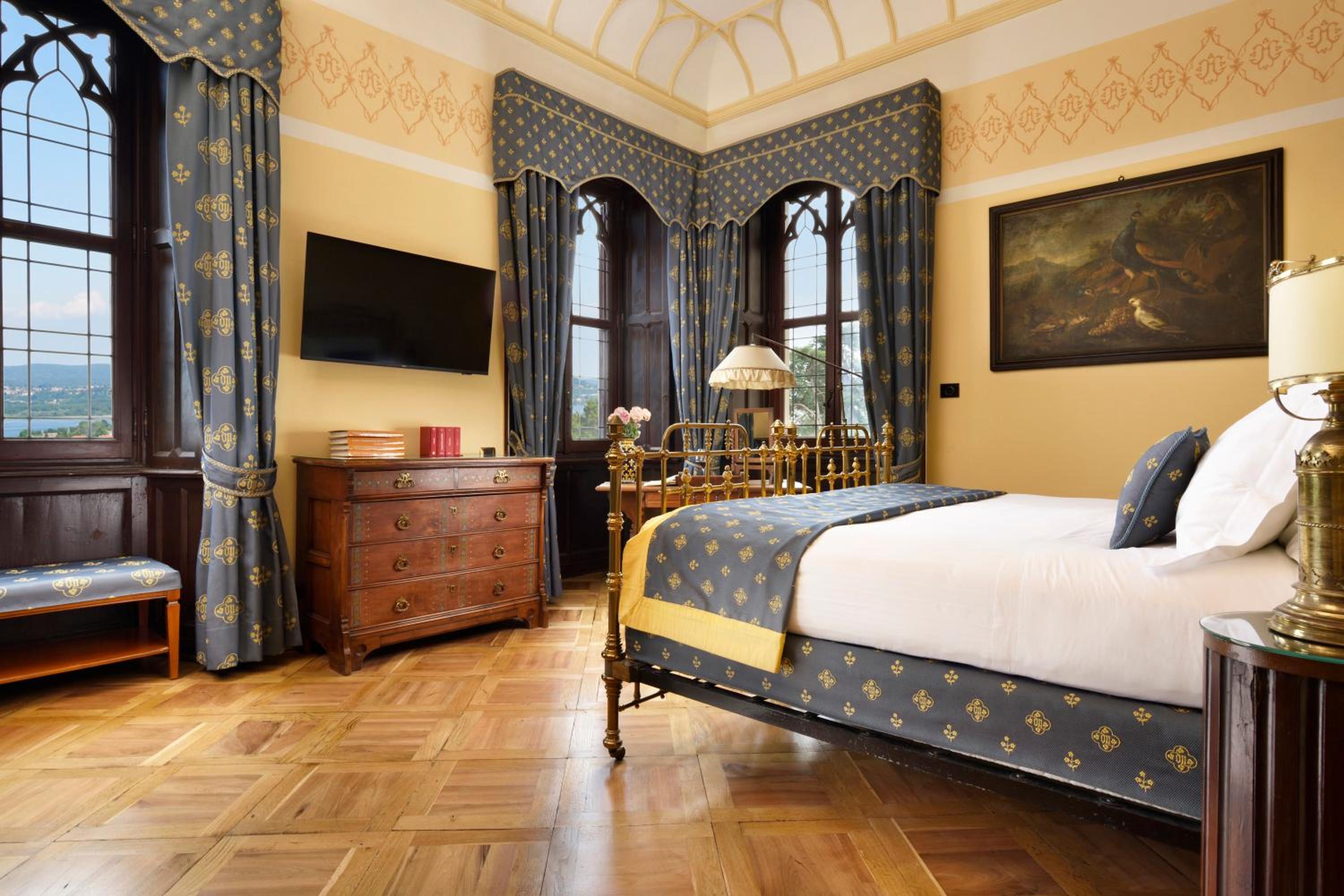 Castle, Suite, Lake View، Castello Dal Pozzo 3/8