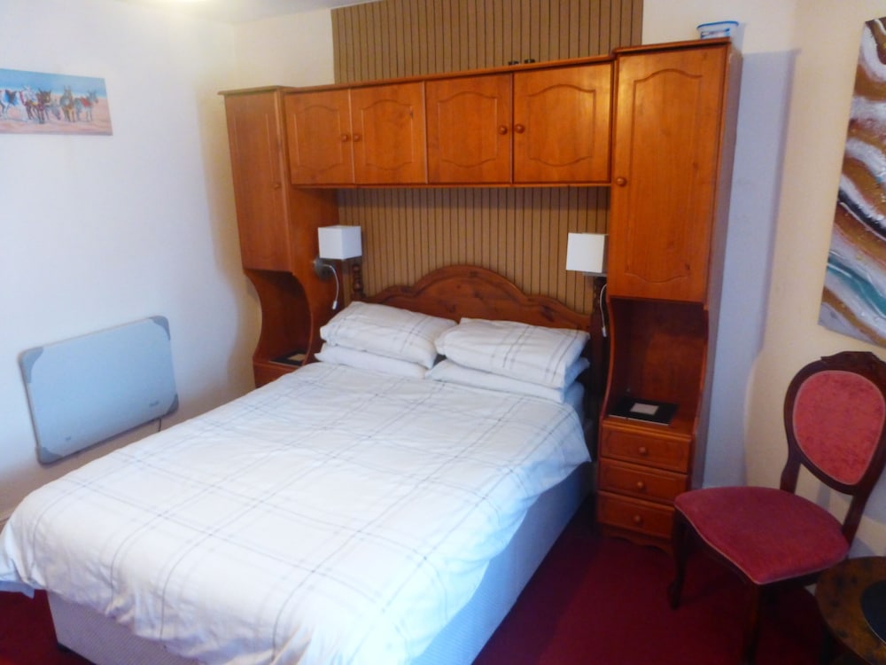 Gleneagles Guest House 5/12