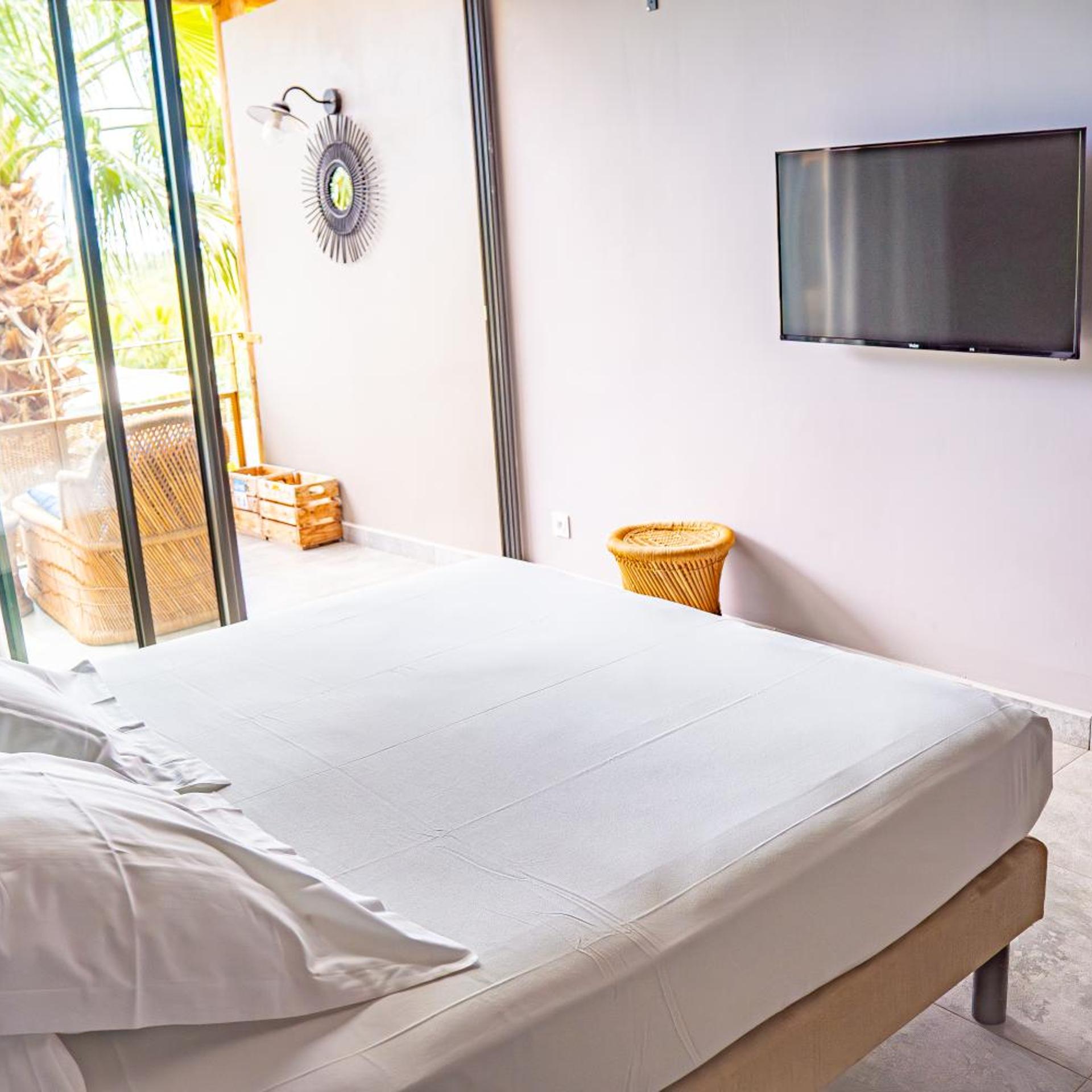 Horizon, Dina, Double Bed