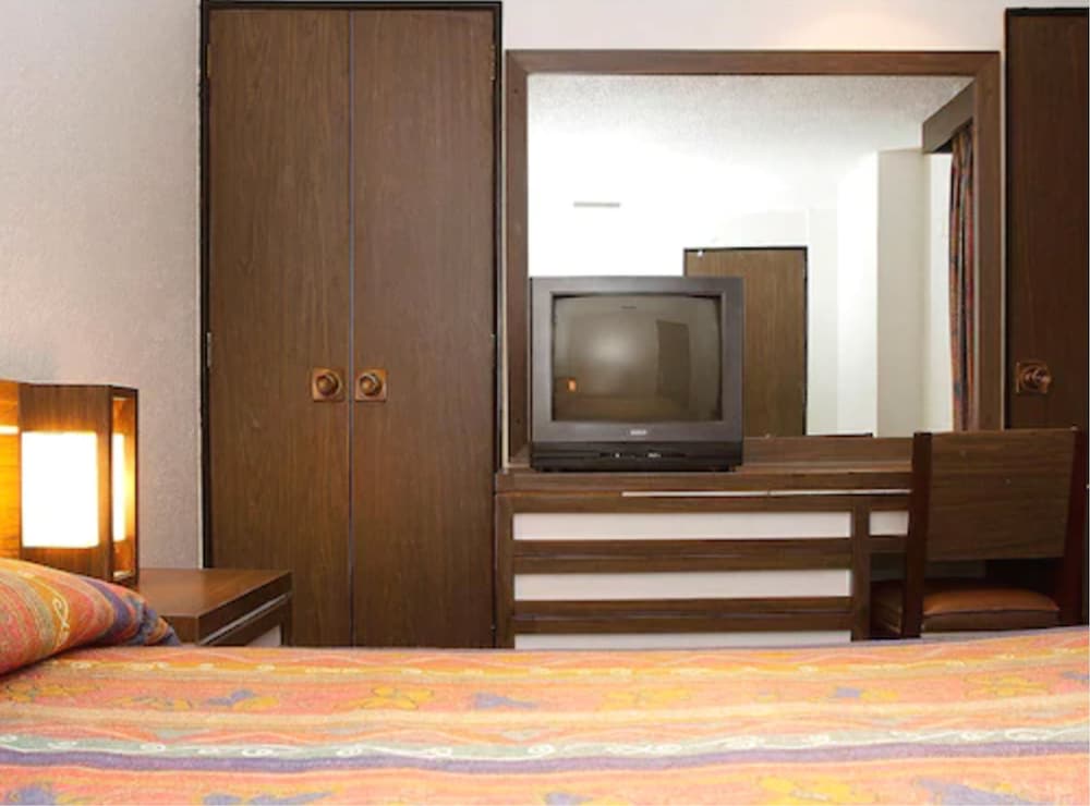 Corinto Hotel 15/35