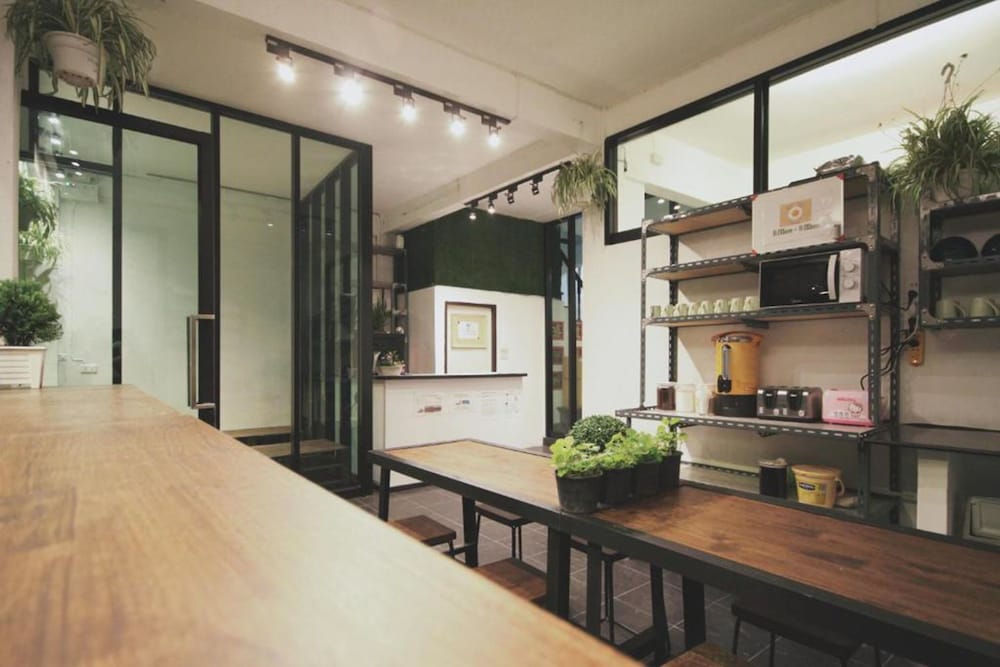 Mint Hostel 4/33