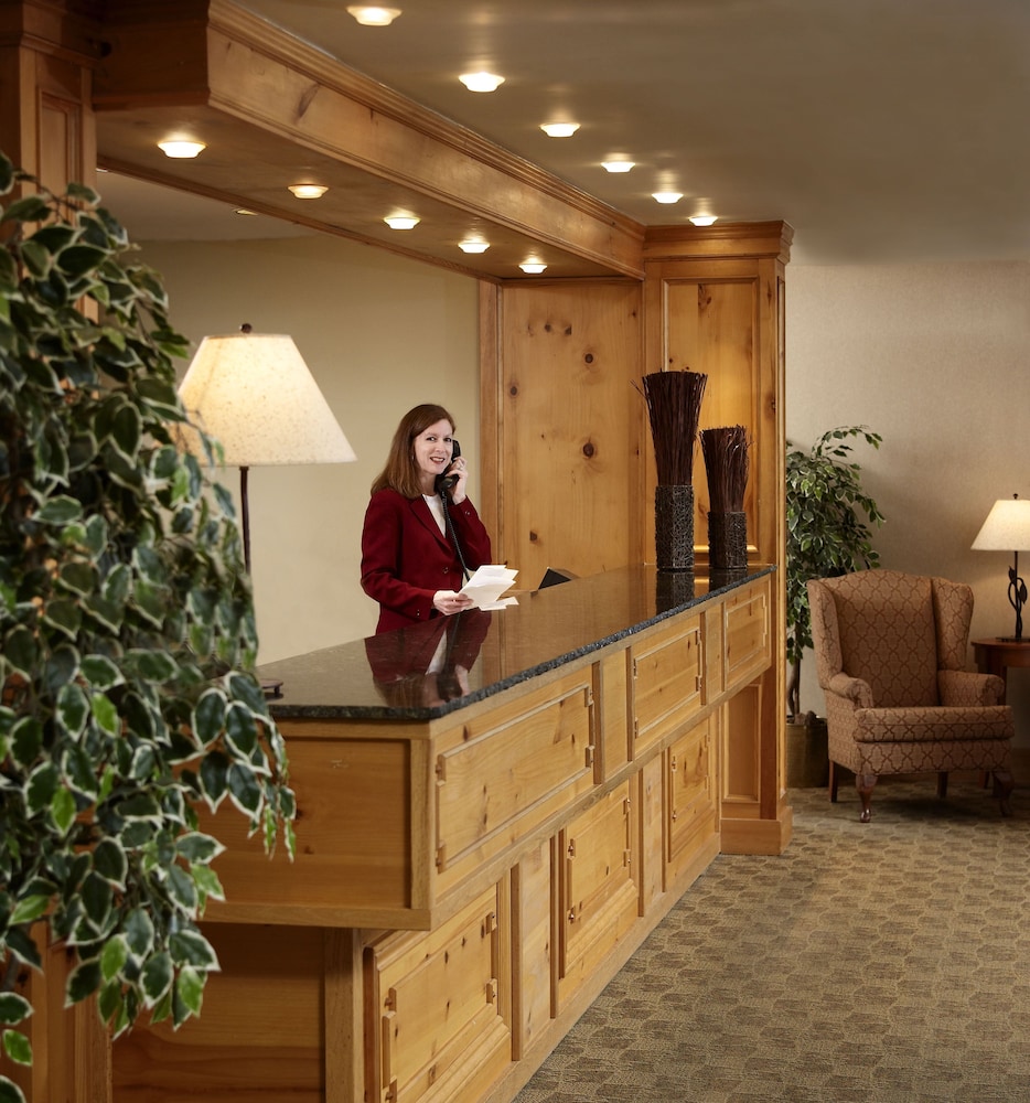 Pinestone Resort & Conference Centre 6/61