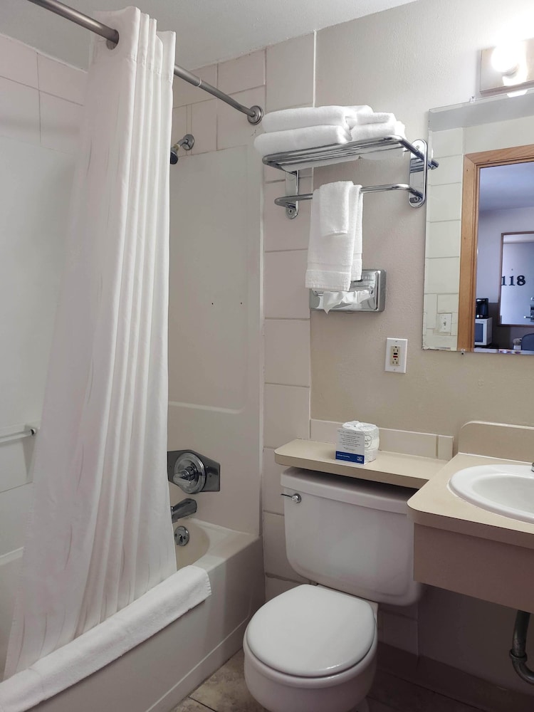 Rodeway Inn Buffalo, WY 35/38