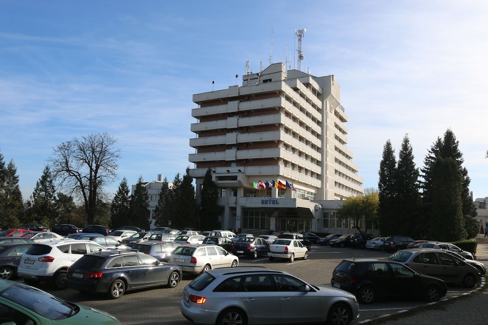 Belvedere 42/49
