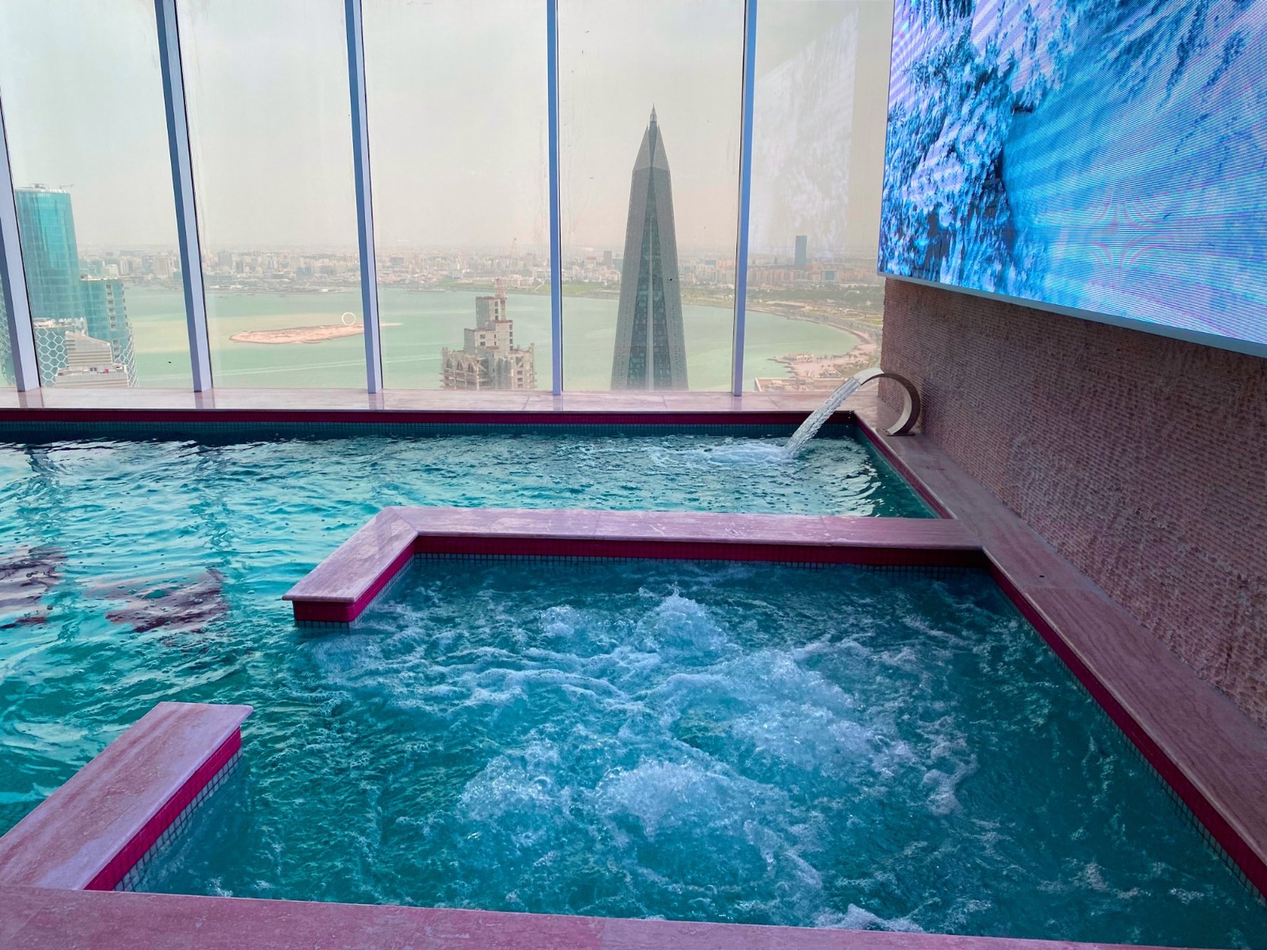 The Bentley Luxury Hotel and Suites Doha 28/60