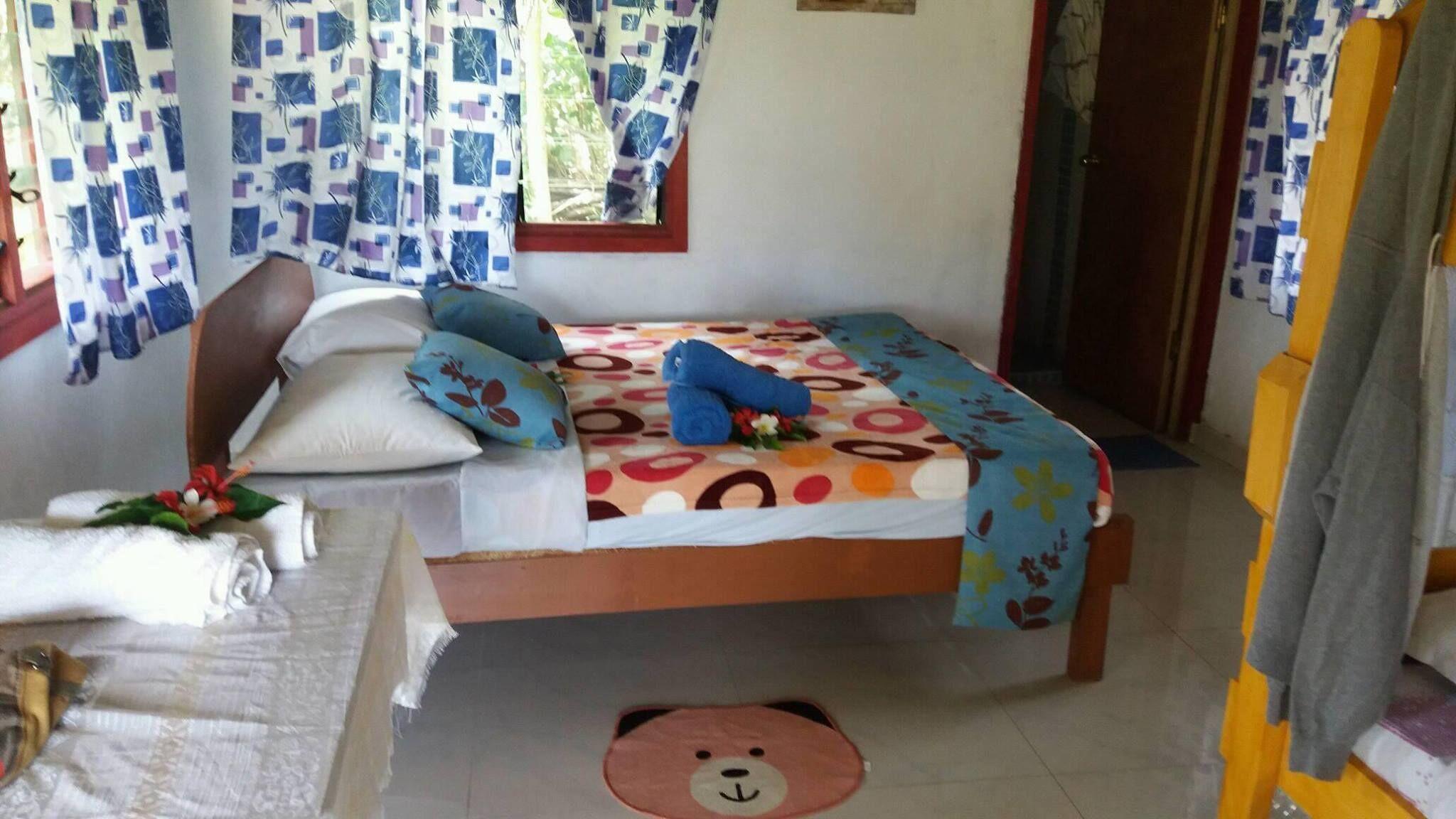 Alofa Beach Bungalows 3/22