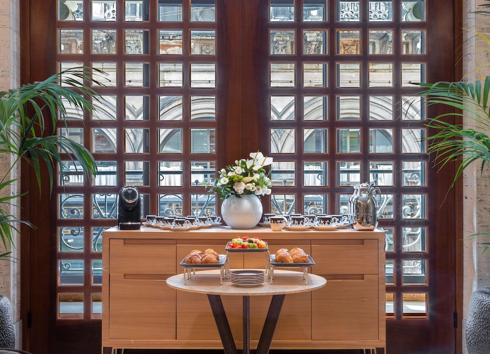 Park Hyatt Milano Hotel 78/93