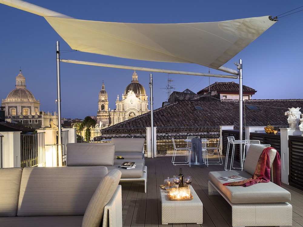 DUOMO SUITES & SPA 43/50