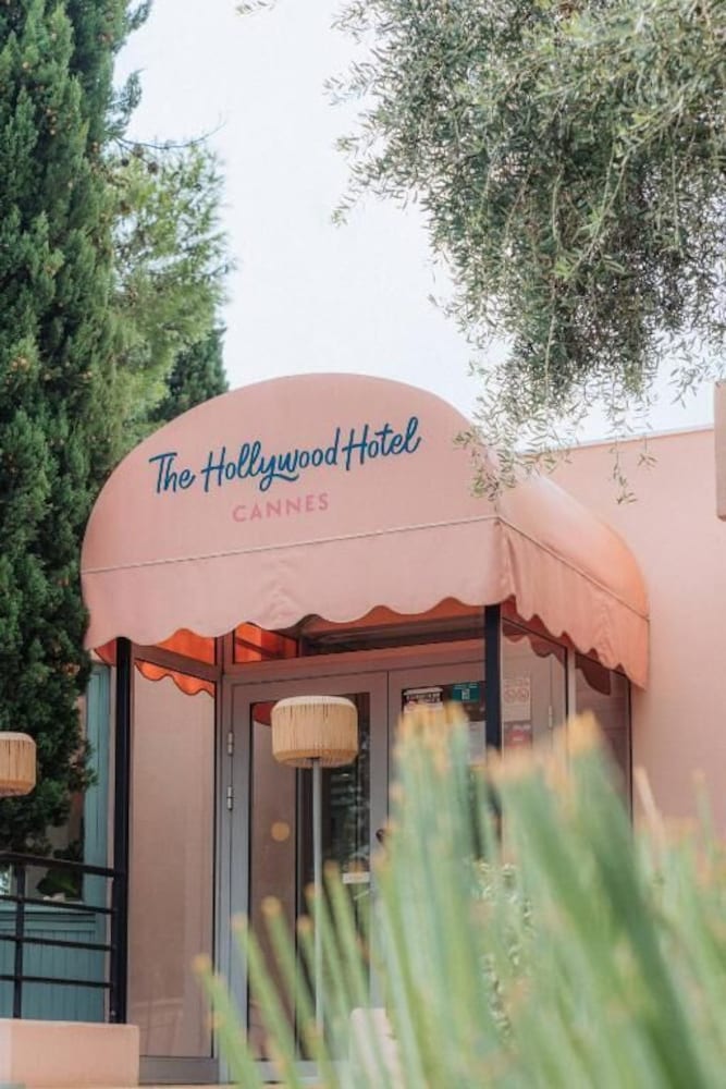 Hollywood Hotel Cannes 6/41