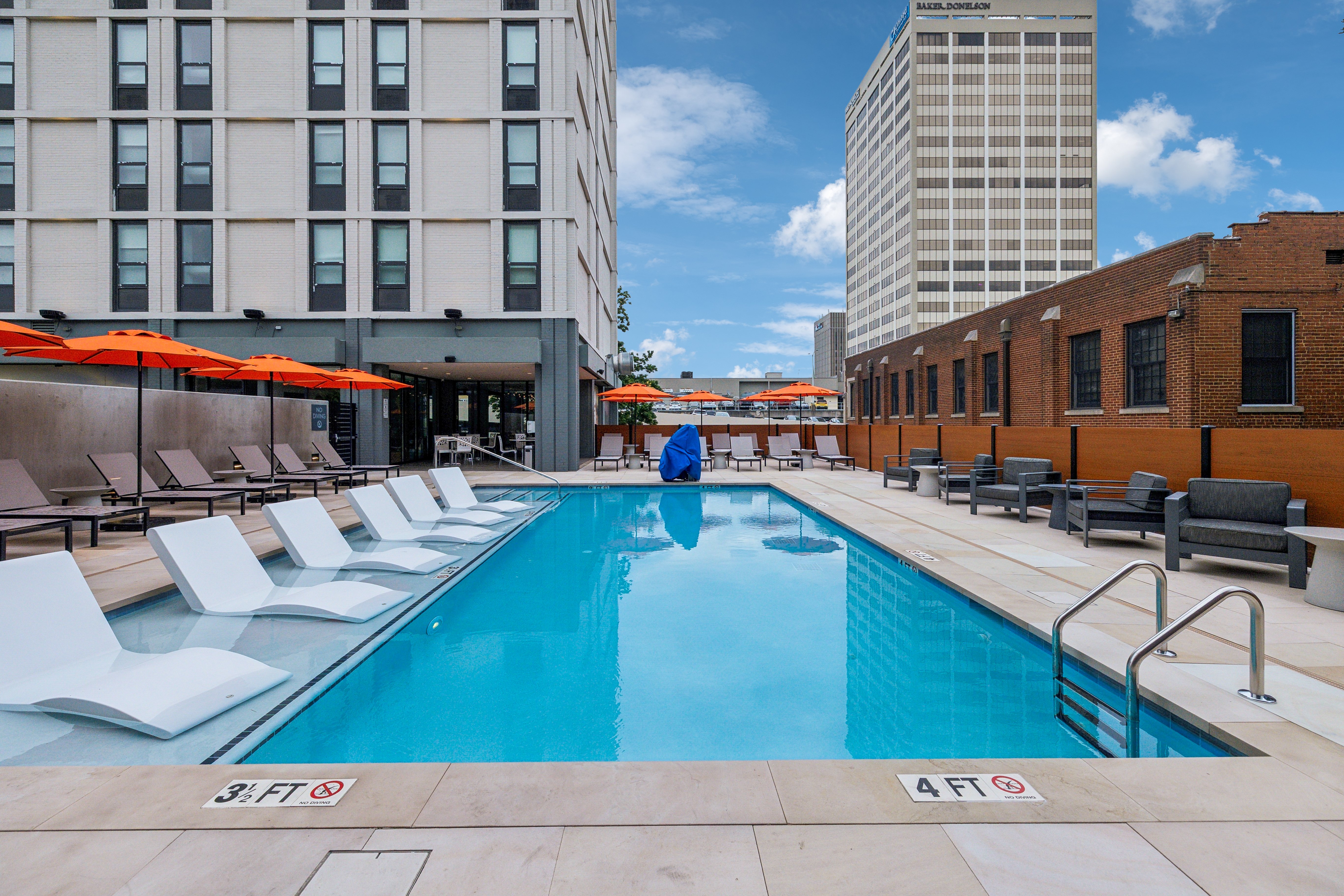 Hotel Indigo Chattanooga Downtown 76/77