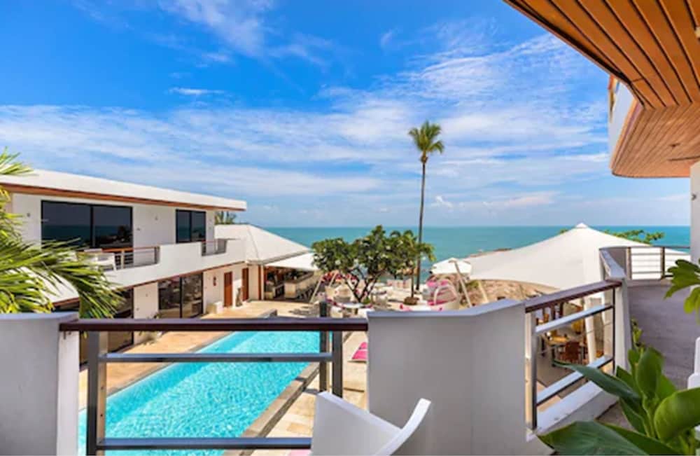 Beluga Boutique Hotel 2/50