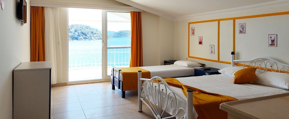 Yazici Otel Bozburun 17/37