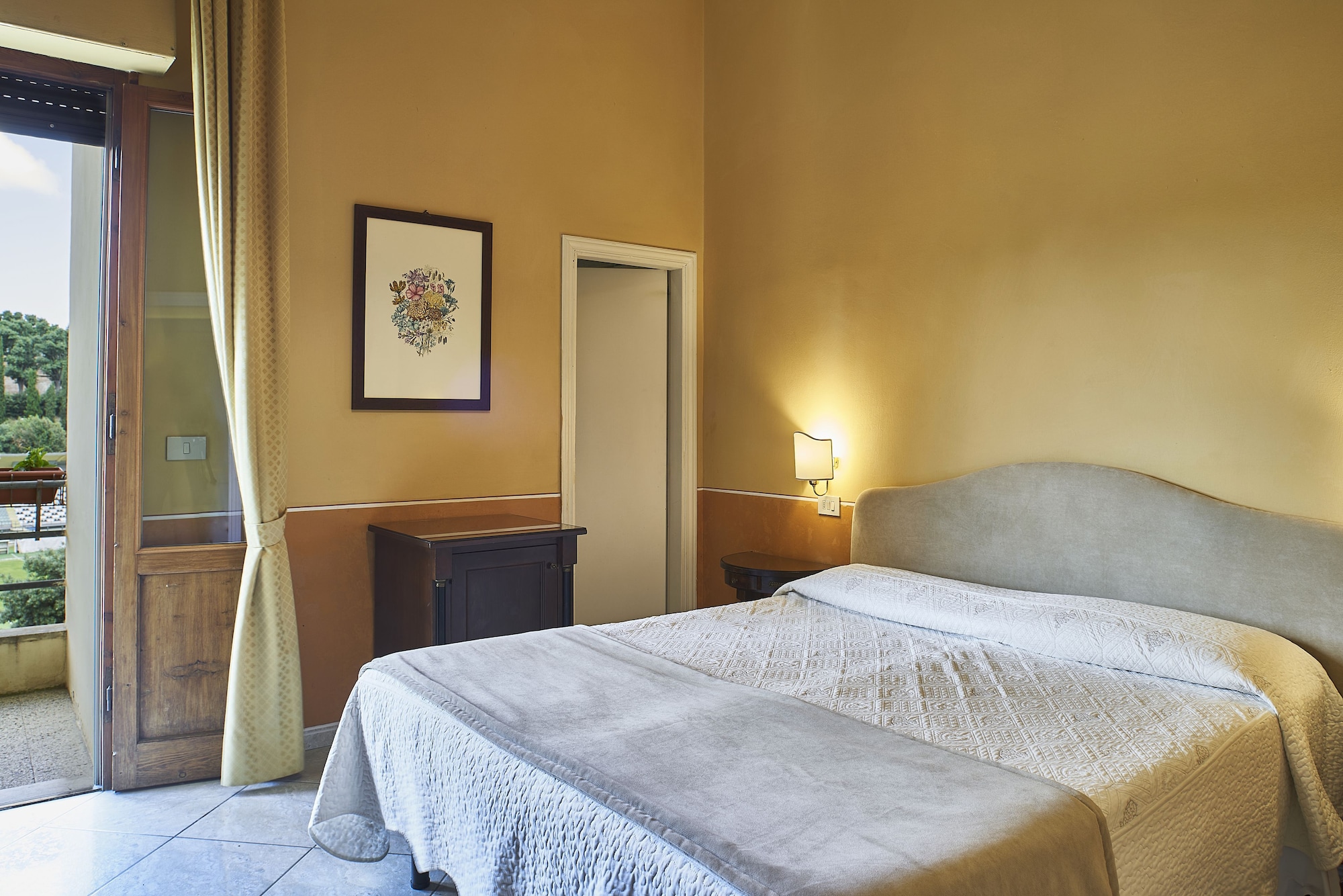 ECONOMY, DOUBLE BED
