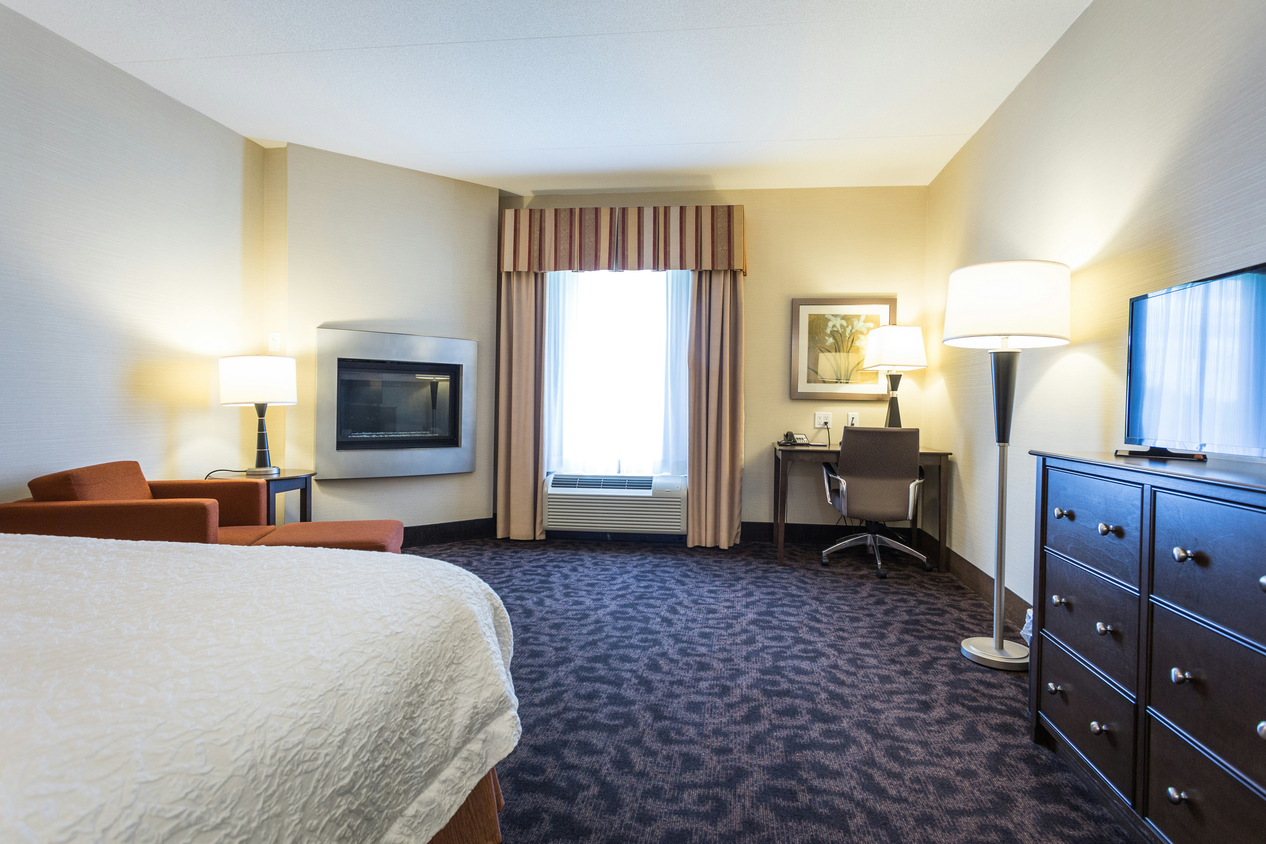 Hampton Inn By Hilton Elliot Lake Ontario Canada 16/39