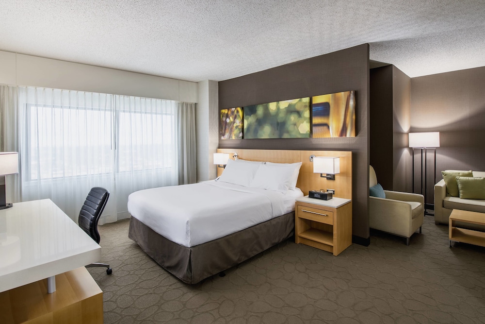 Delta Hotels By Marriott Regina 10/66