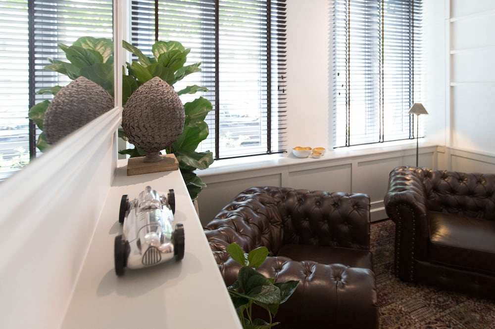 Boutique Hotel Maison Emile 45/67