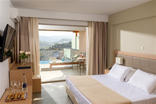 2 Bedrooms, Suite, Side Sea View, Private Pool