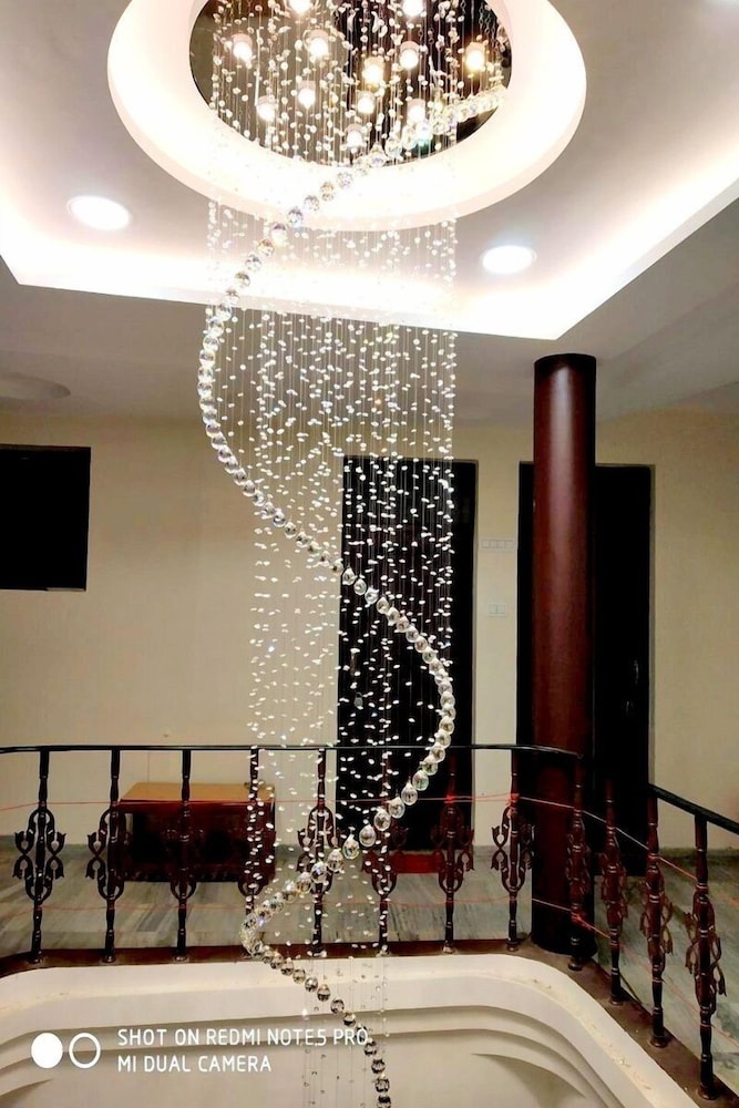HOTEL RAGHUNATH 23/28