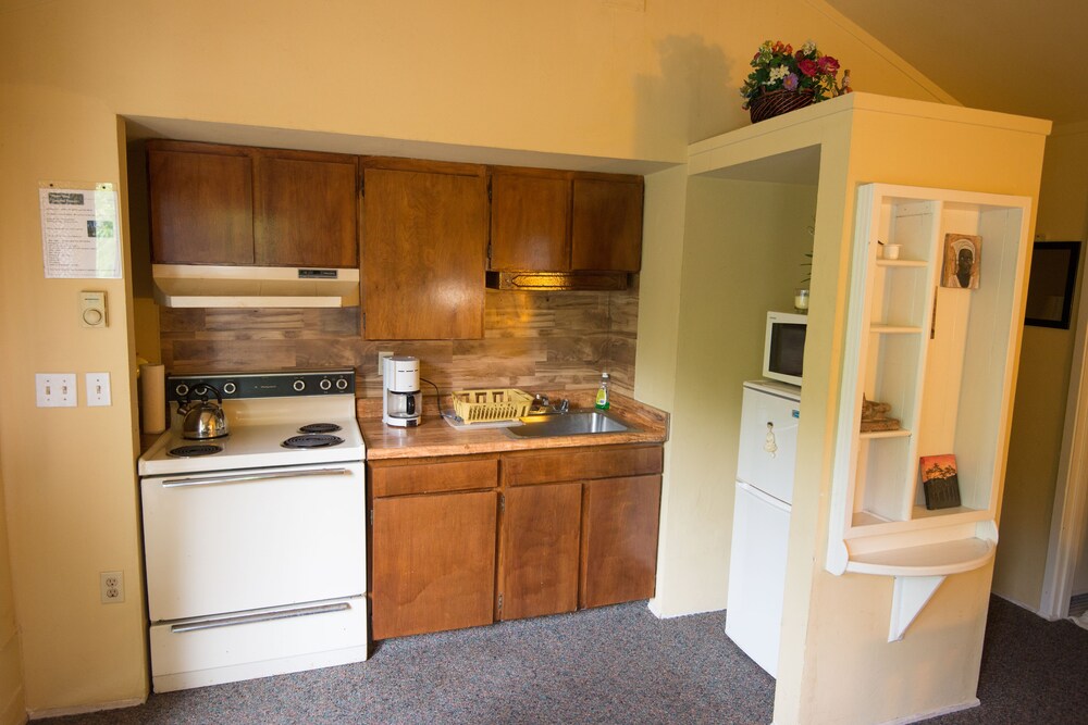 River View Garden Resort 54/68