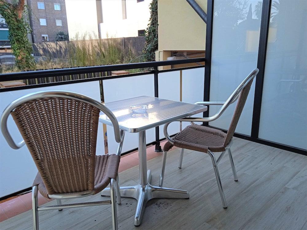 Hotel 153 56/71