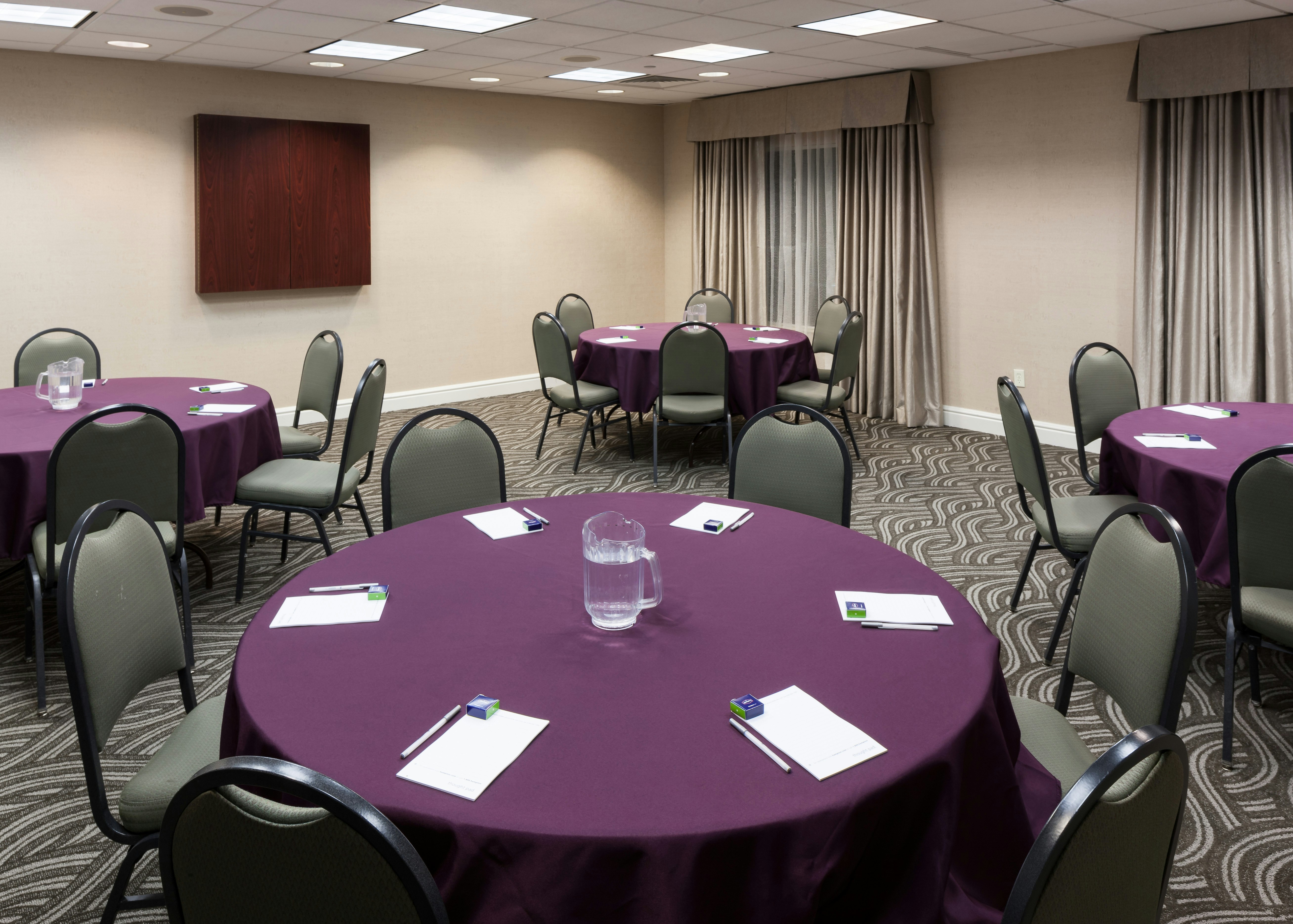 Hampton Inn & Suites Westford - Chelmsford 44/48