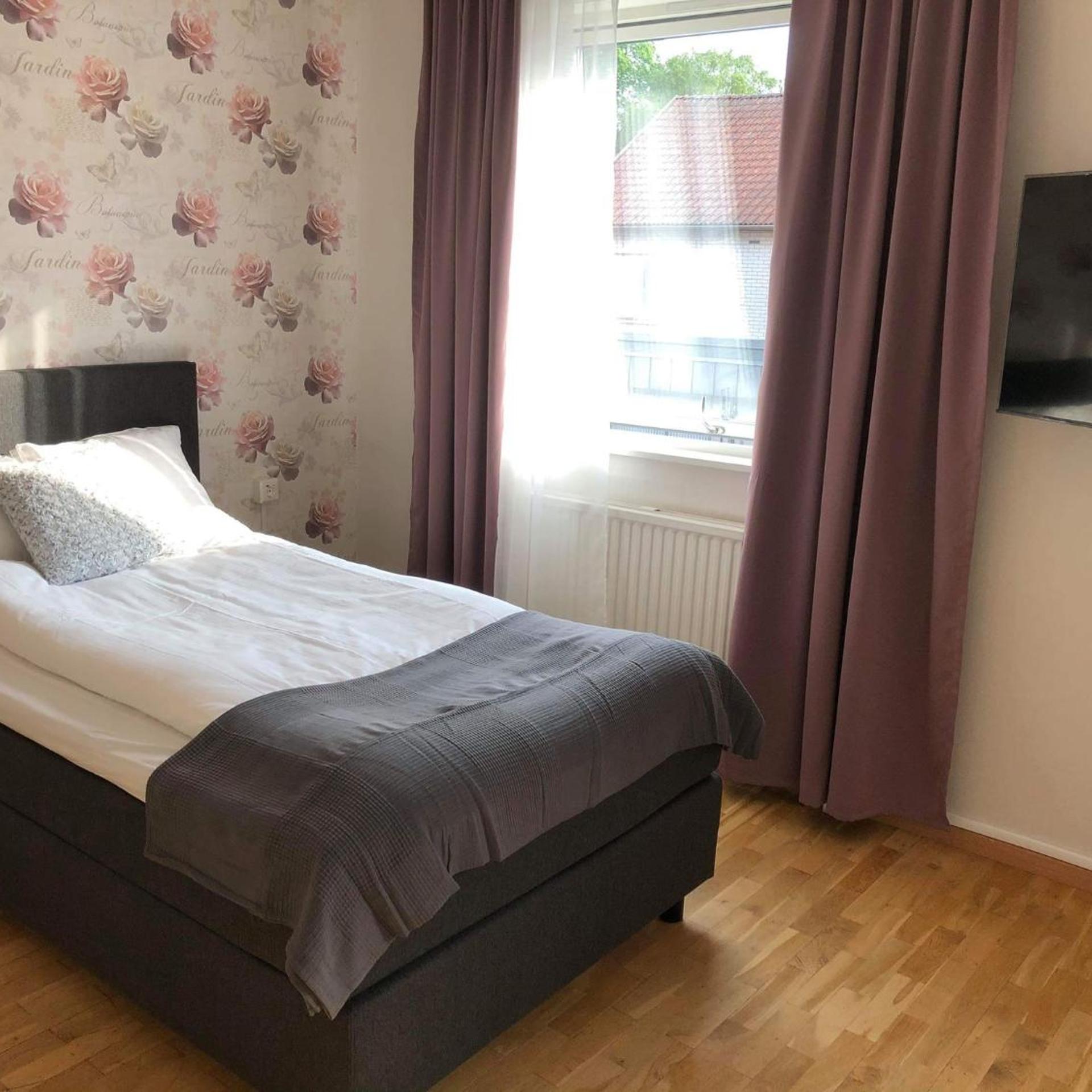 غرفة عائلية، Smålandsstenar Hotell 4/9