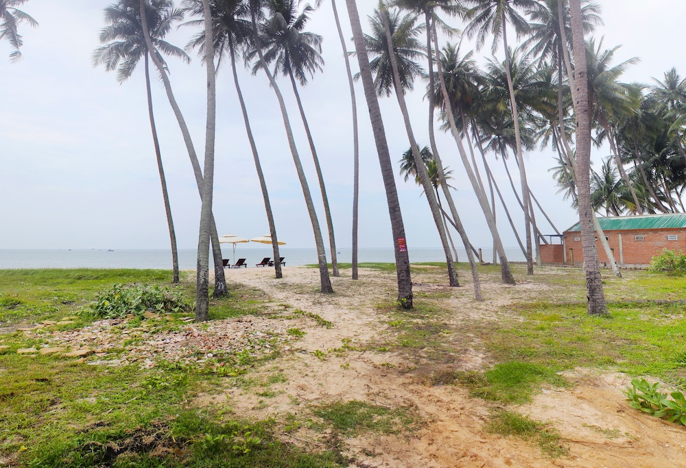 Lotus Garden Resort 51/55