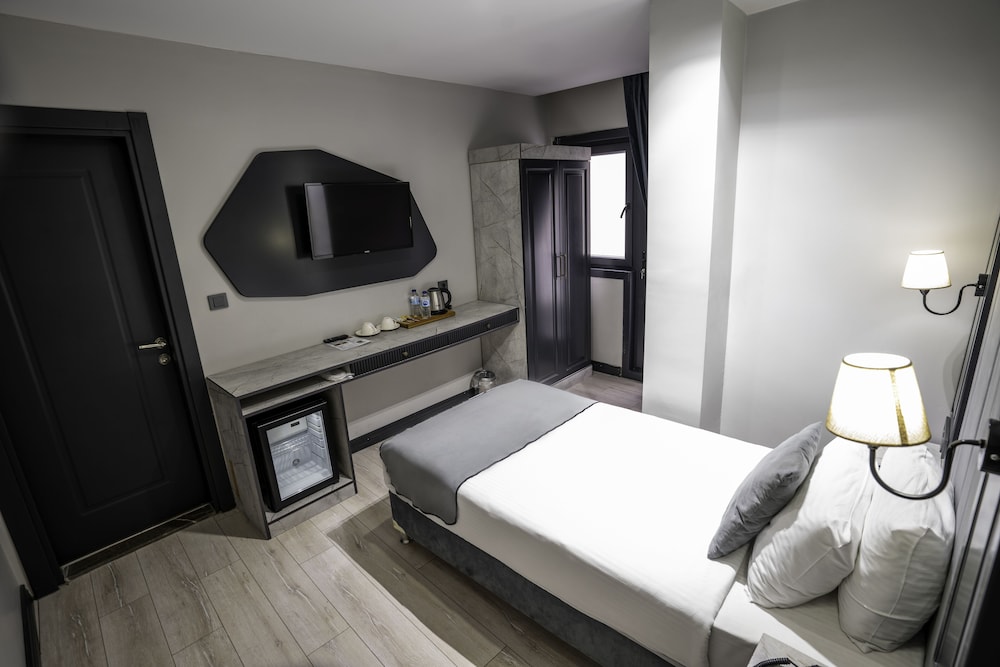Express Plus Hotel 14/30