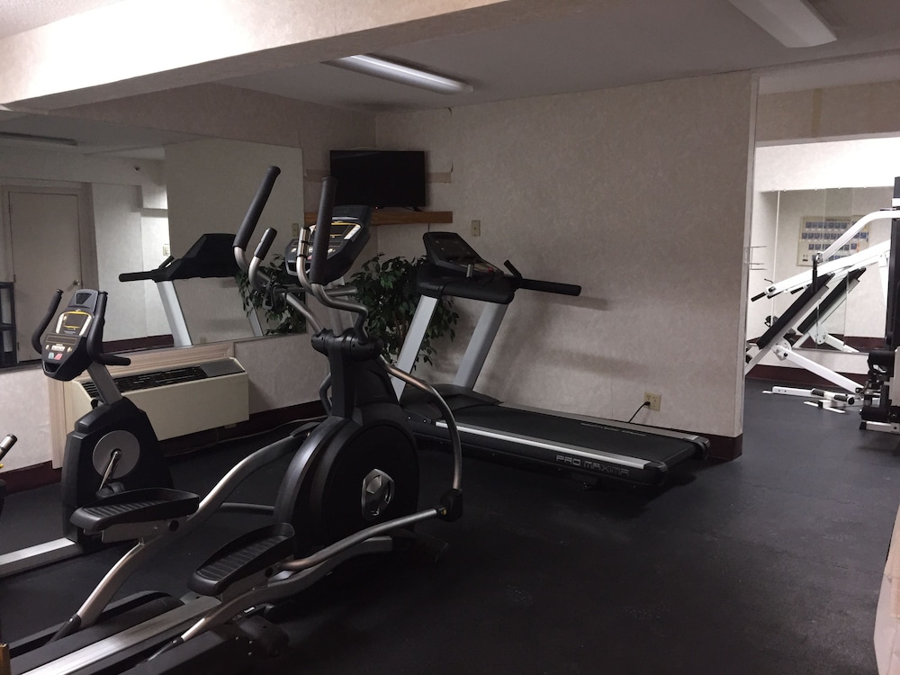 Mystic River Hotel & Suites 23/50