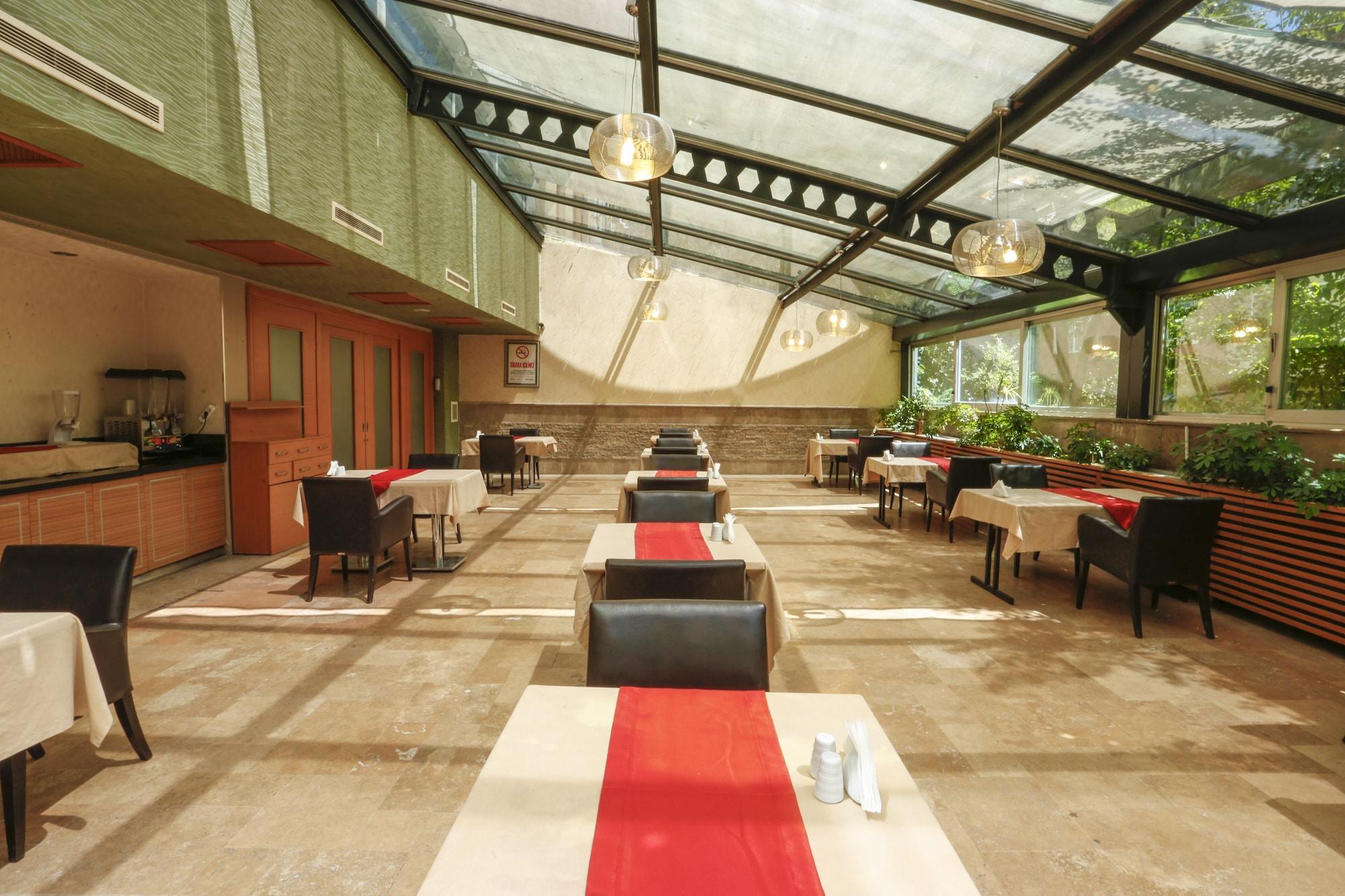 Nuzhet Hotel 23/29