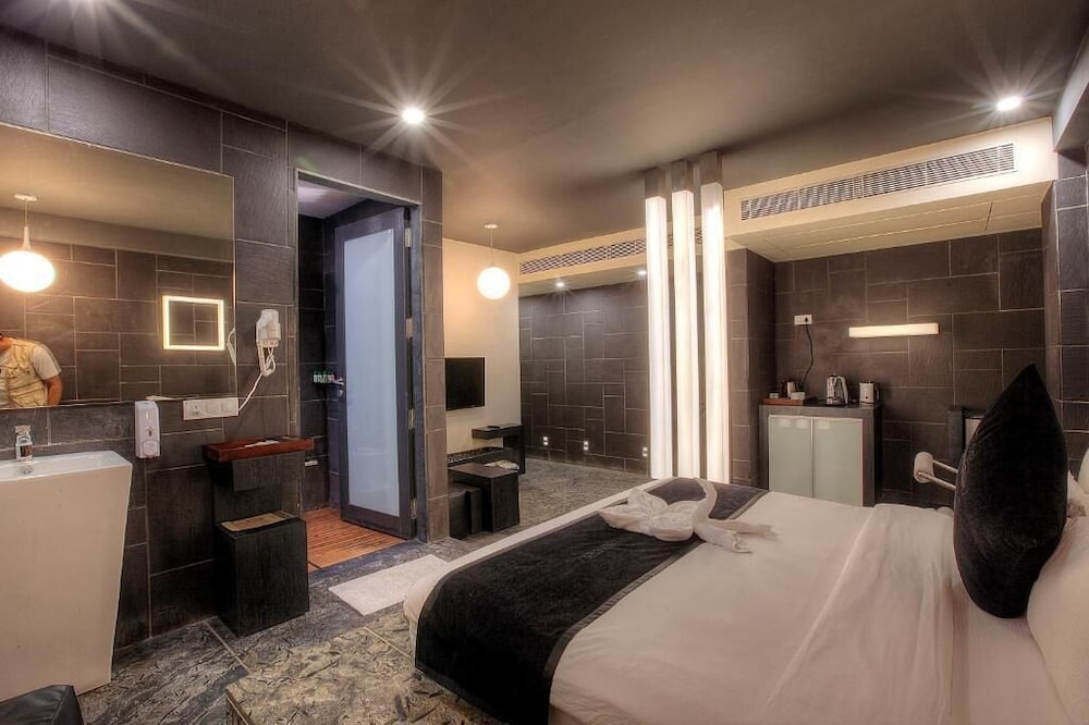 Hotel El Dorado 15/50