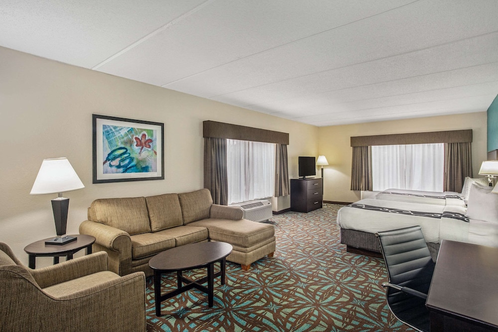 Comfort Inn & Suites Sarasota I75 31/44