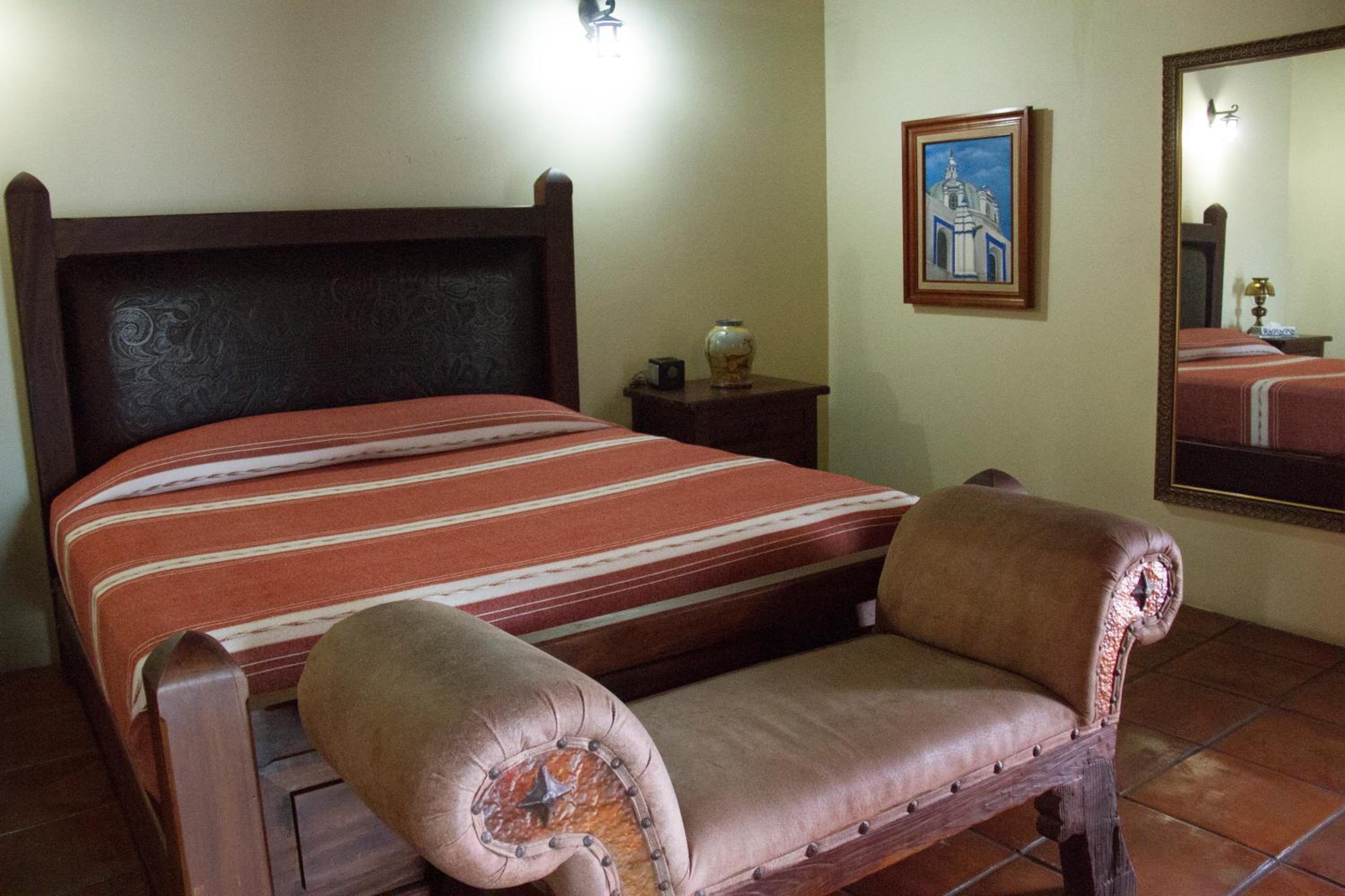 Room, Queen Bed, Balcony