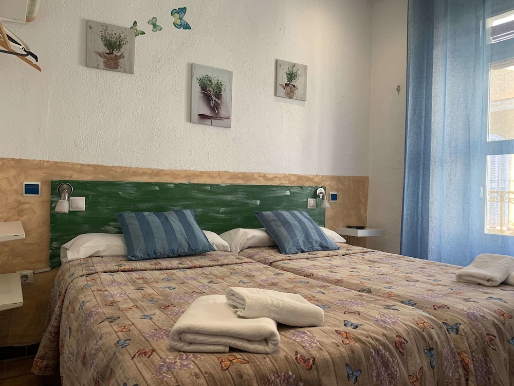 Pension Giraldilla 20/67