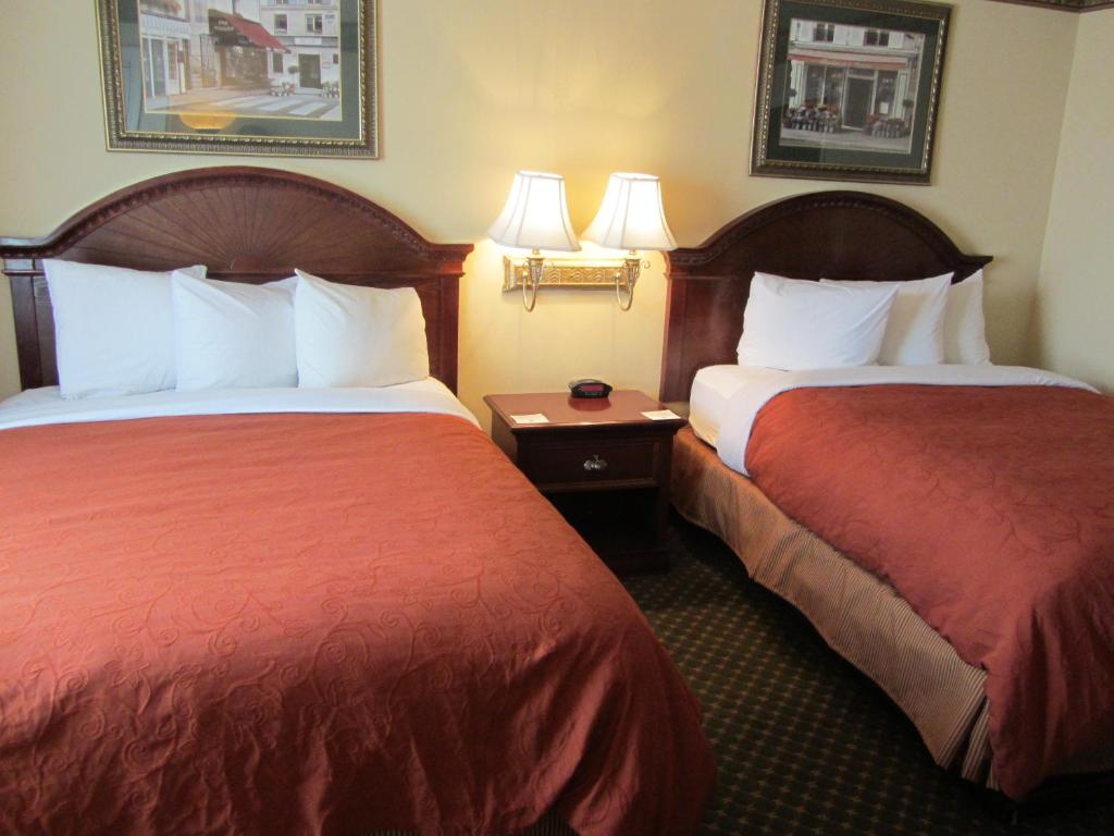 SUITE, 2 QUEEN BEDS