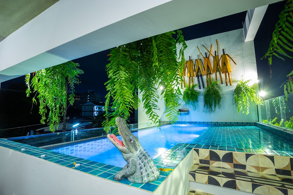 River Art Hotel 39/73