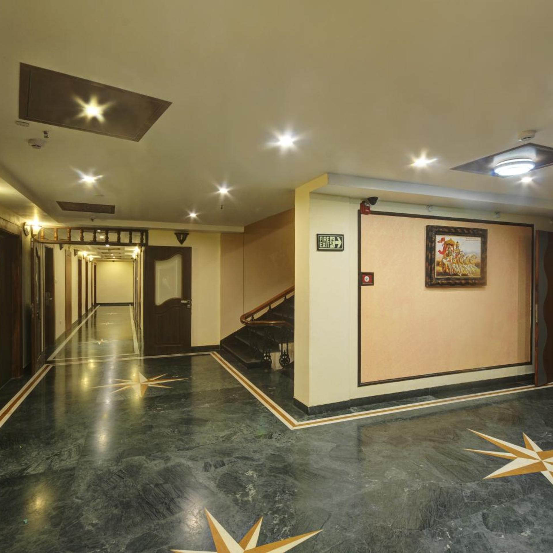 Oyo Premium Nayapalli Irc Village 57/72