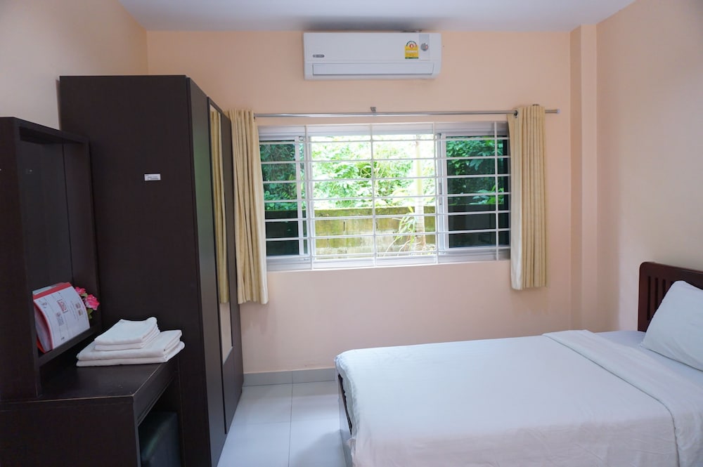 Jirasin Hotel & Apartment 9/24