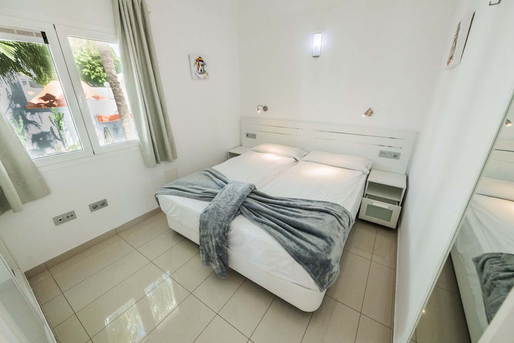 Apartment 1 bedroom De Luxe Sea View 2 pax