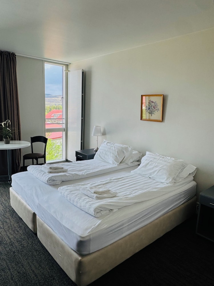 Hotel Bifrost 11/50