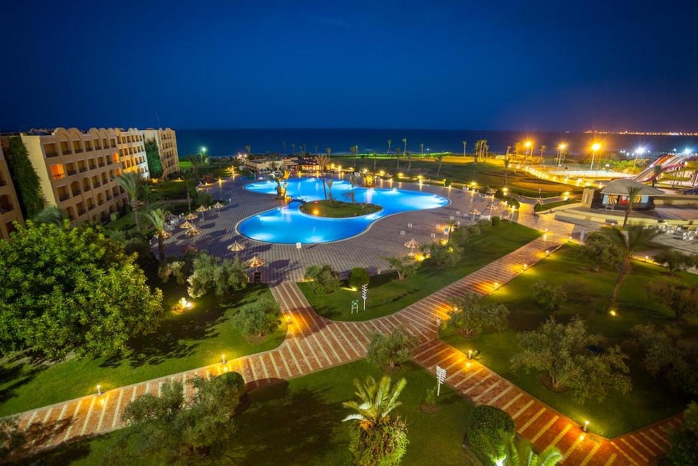 Nour Palace 37/46